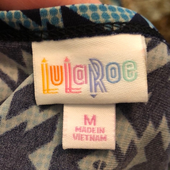 Beautiful women’s dress! - Picture 7 of 7